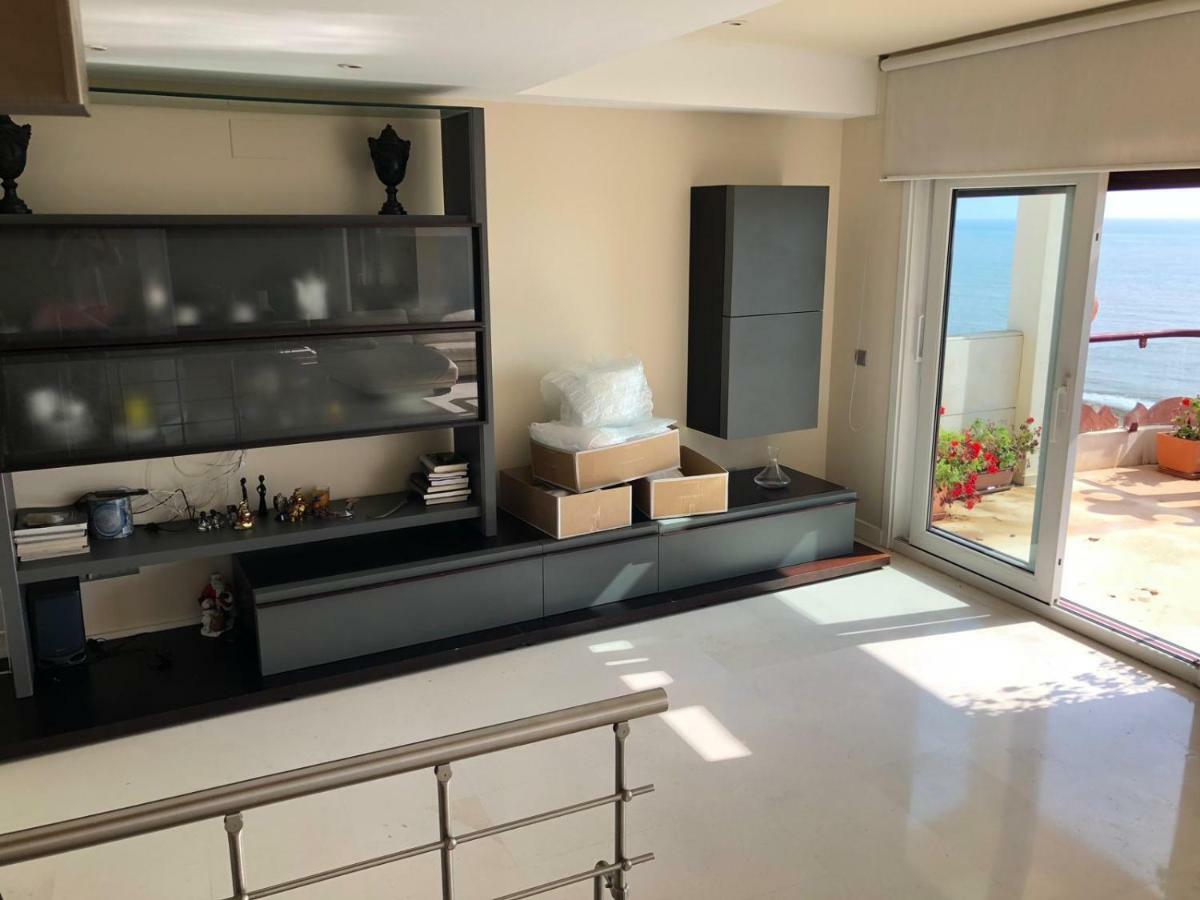 Atico-Duplex Primera Linea De Playa En El Centro De Естепона Екстер'єр фото